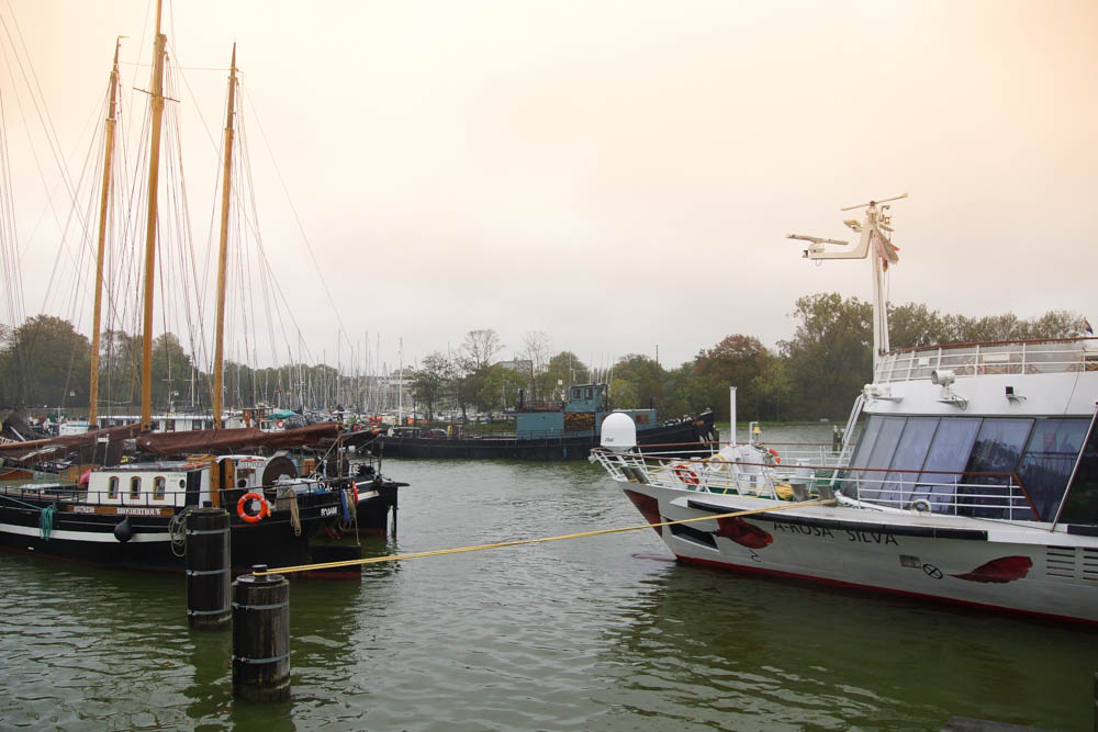 A-ROSA-Silva Rhein Erlebnis Kurs Amsterdam - Im Hafen