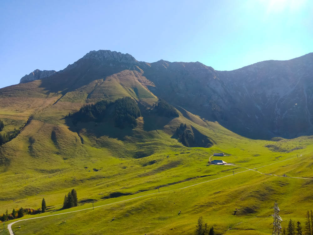 Wunderbare Wanderungen in den Bergen um den Schwarzsee
