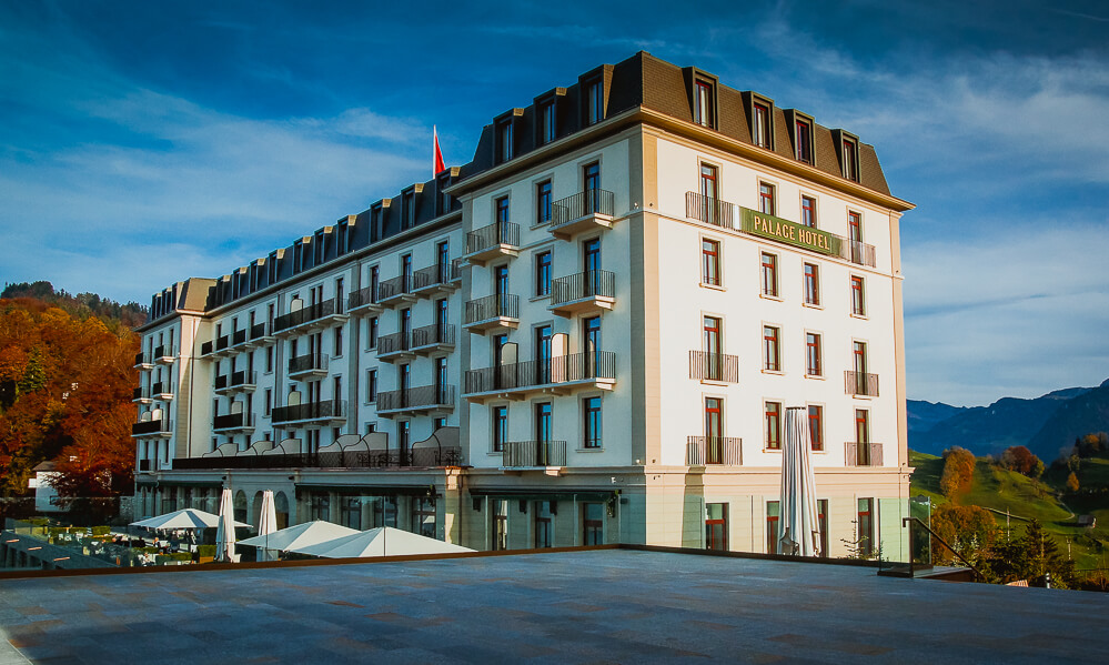 Bürgenstock Hotel - Blick vom Bürgenstock zum Palace Hotel