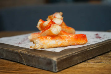 Kamchatka local Kitchen, Petropawlowsk - King Crab Fingers in Butter