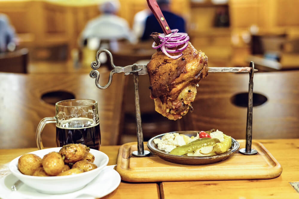 Zünftiges Prager Essen un Restaurants und Brauhäusern
