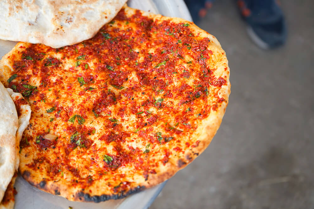 SCIC Sailing - frisches türkisches Pizzabrot