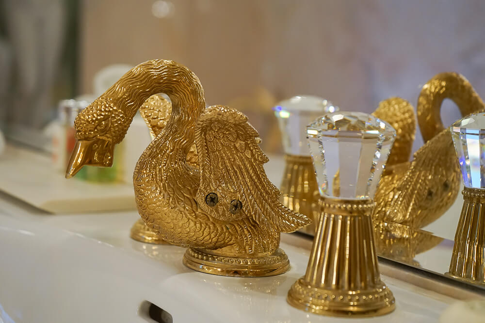 Derag Livinghotel De Medici - Fürstensuite Wasserhahn