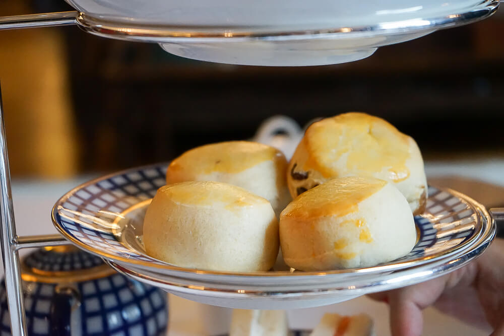 Carlton Bar & Lobby - Stilvoller Afternoon Tea 3
