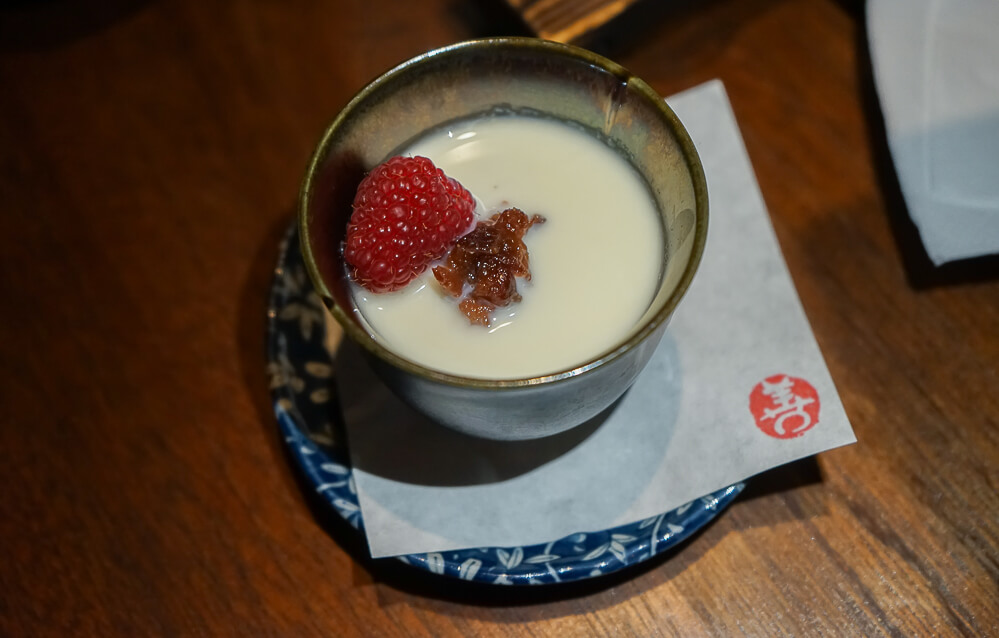 Zenkichi Restaurant Berlin - süßes Sojamus als Nachspeise
