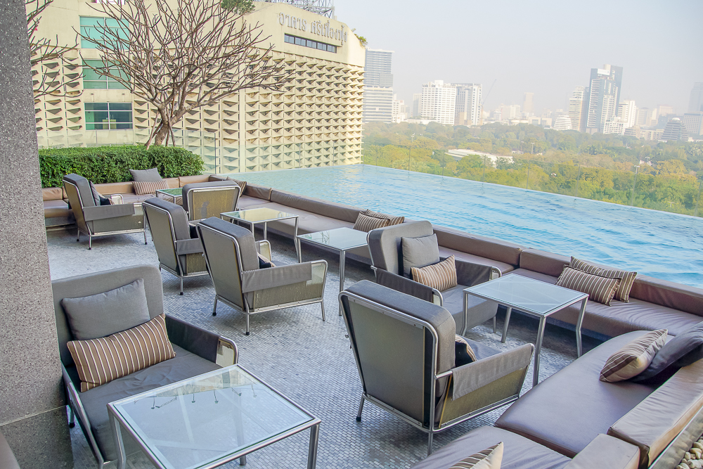 SO Sofitel Bangkok - Infinity Pool in Bangkok