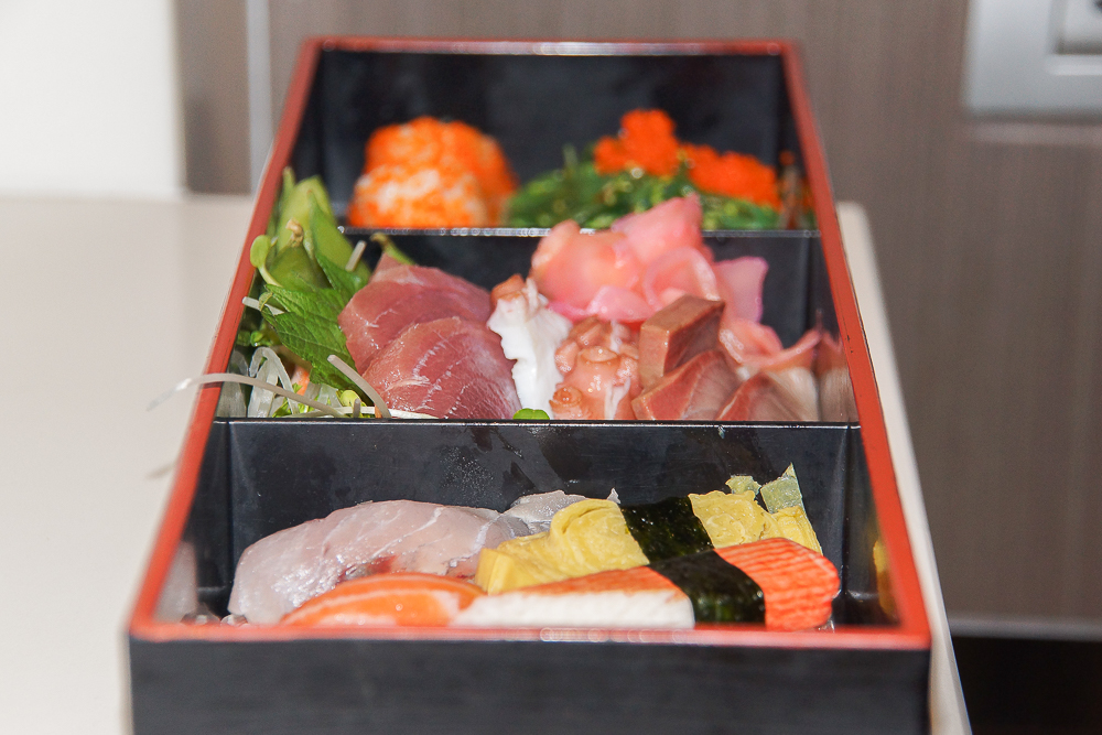 SO Sofitel Bangkok - Sushibox aufs Zimmer