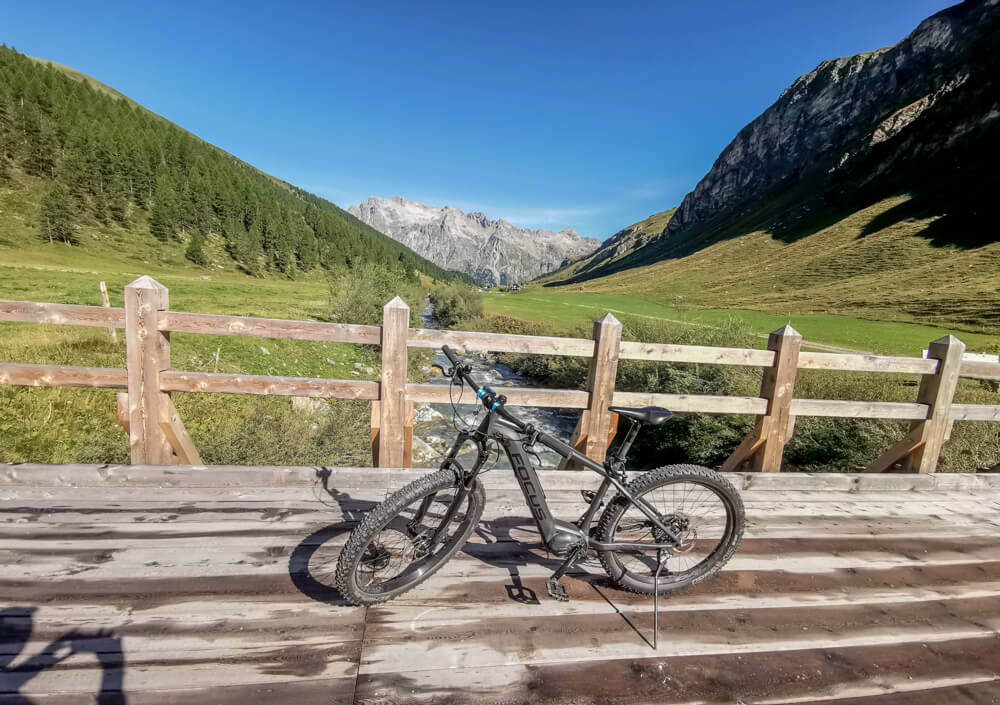 Hotel Waldhaus, Sils - Val Fex & Focus E-Bike