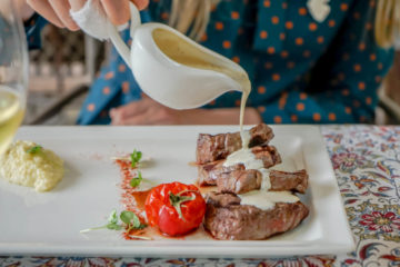 Vinotel Restaurant, Tiflis - Steak und Buttersoße