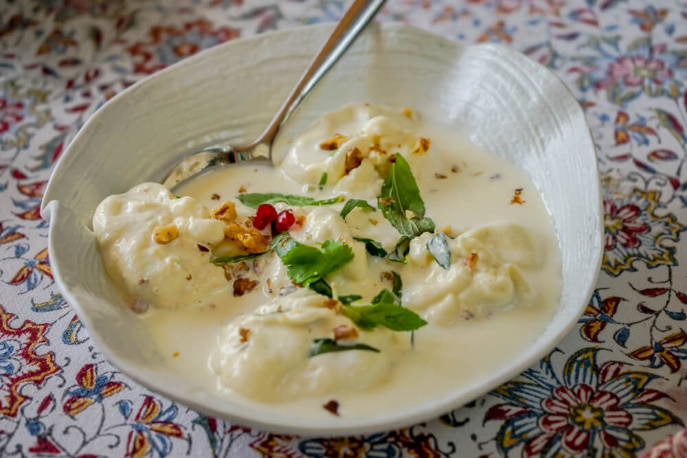 Vinotel Restaurant, Tiflis - grandioser Käse, gefüllt
