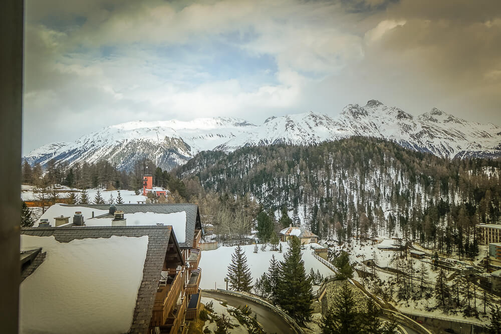 Carlton Hotel St.Moritz - Blick aus dem Schlafzimmer