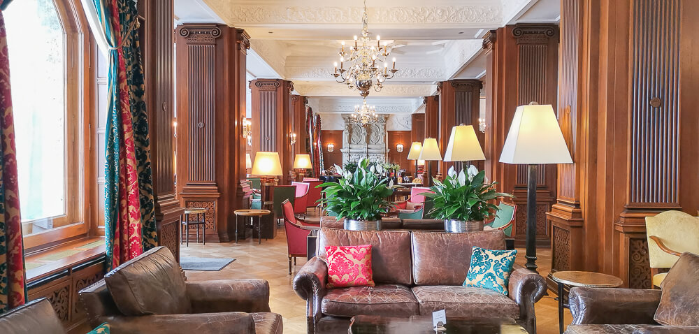 Carlton Hotel St.Moritz - stilvolle Lobby