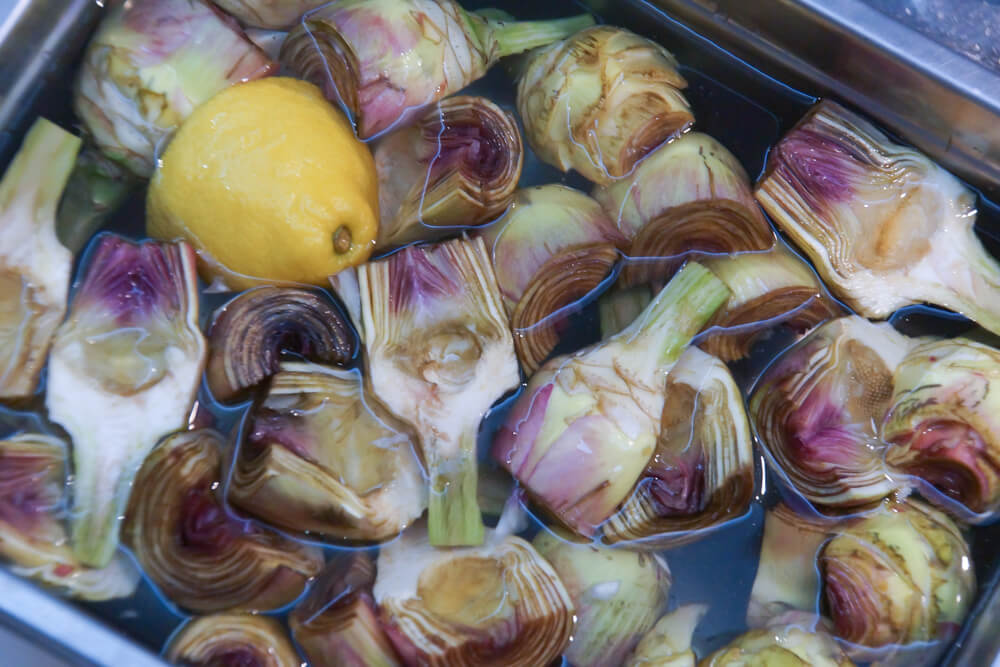 École de Cuisine Ducasse, Paris - Artischockenherzen in Zitronenwasser