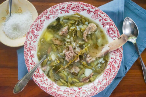 Grüne Bohnensuppe mit Rippchen