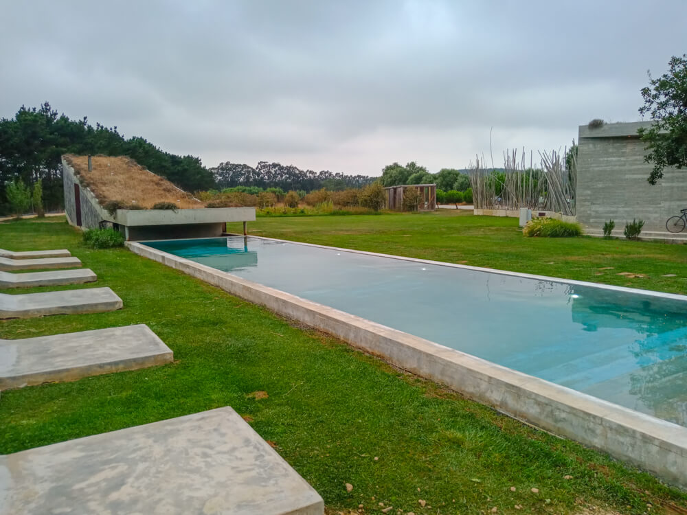 Rio do Prado Hotel, Portugal - Garten und Pool