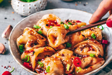 Wan Tan mit Chilisauce