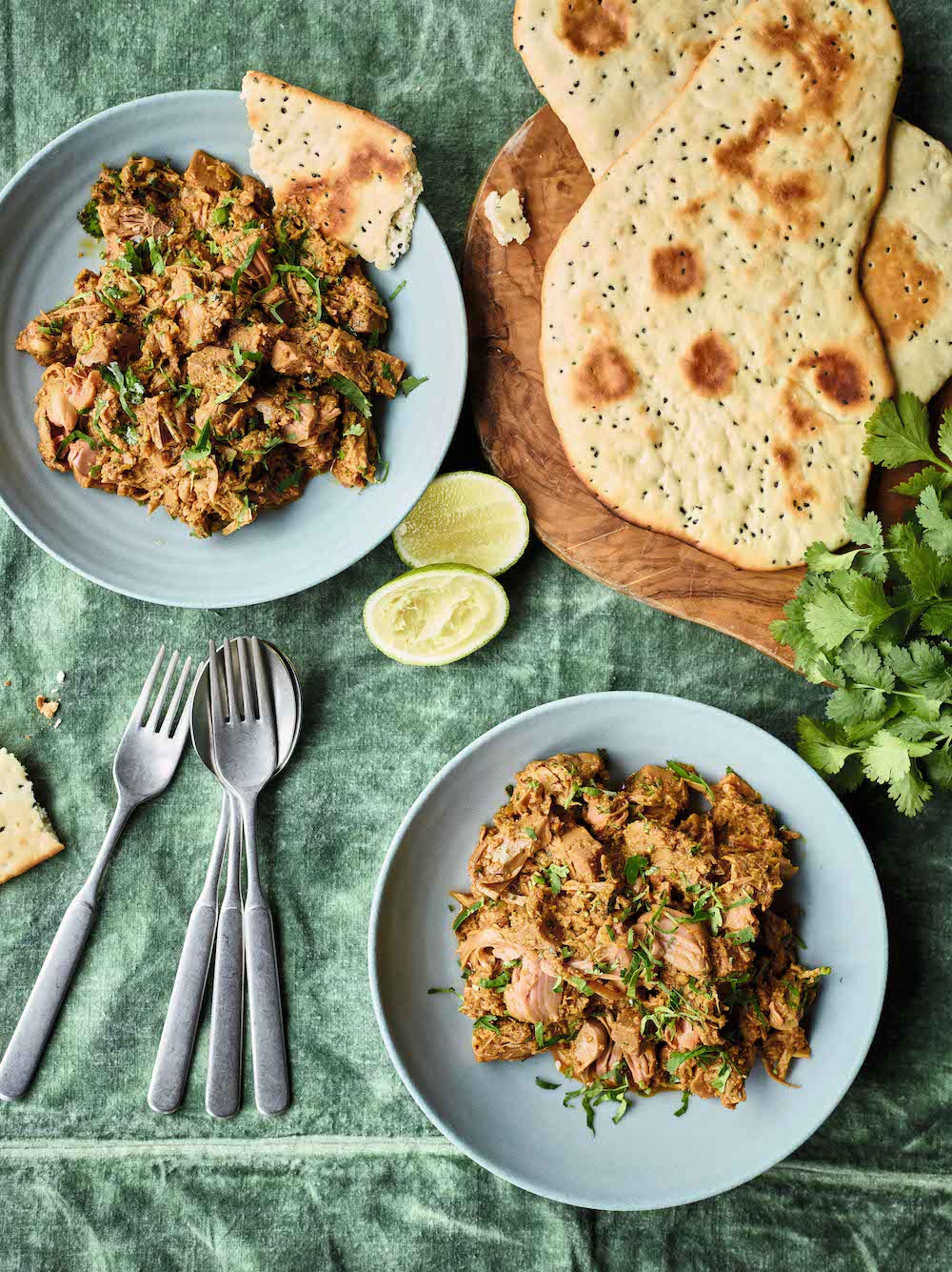 Jackfruchtcurry mir hefefreiem Naanbrot