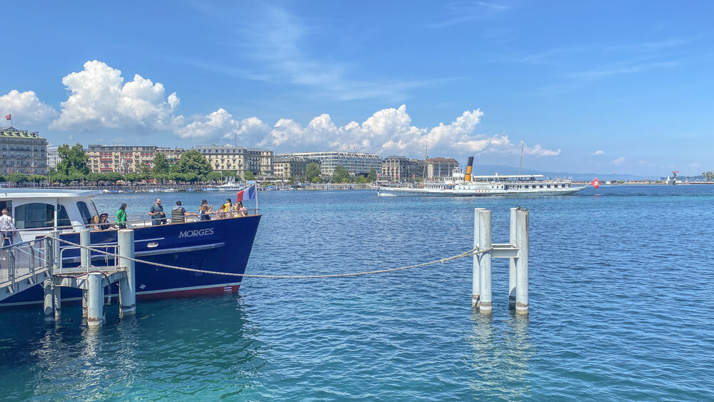 Genf entdecken - reger Schiffsverkehr auf dem genfersee