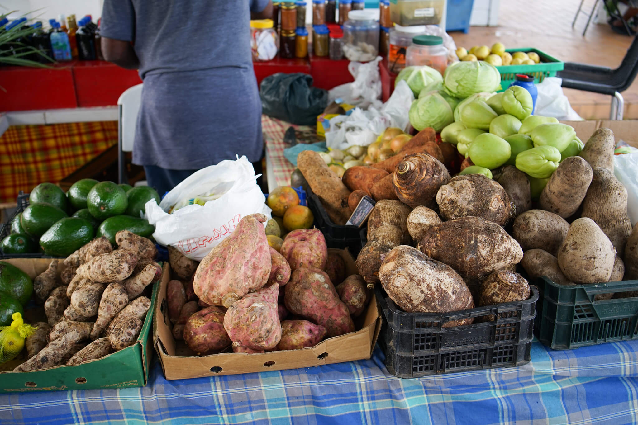 Markt in Marigot, Saint Martin - Kartoffeln und mehr