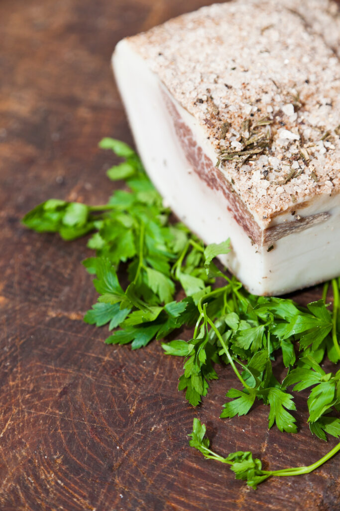 Lardo Herstellung, Lagerung, Verwendung, Rezept Eine italienische