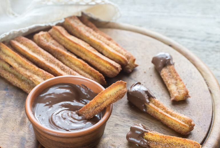 Spanisches Rezept - Das köstliche Vergnügen von Churros mit ...